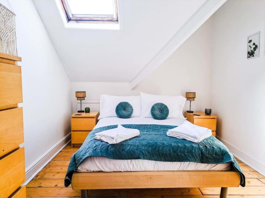 3 Bed Flat Near To Cardiff And Cardiff Bay Apartment Exterior photo